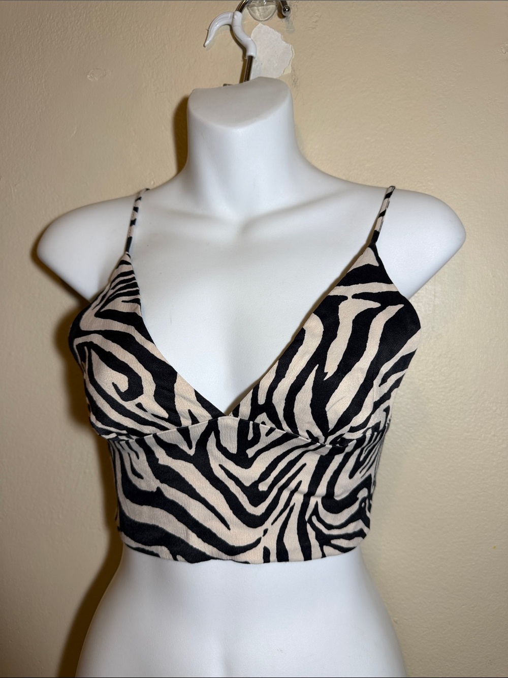 Zara Black & Cream Zebra-Print V-Neck Cropped Cami